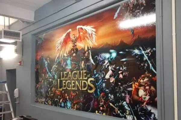 Inspiring Productivity with Graphics for Office Walls