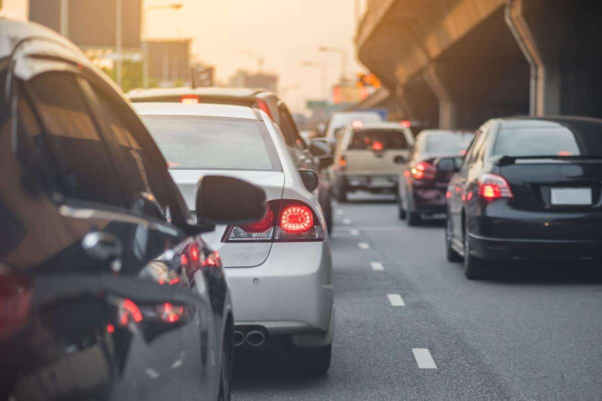 Drive Traffic to Your Business with Vehicle Advertising